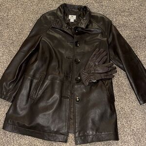 Brown leather jacket. Like new!!! Super cute and comfy. Matching gloves.